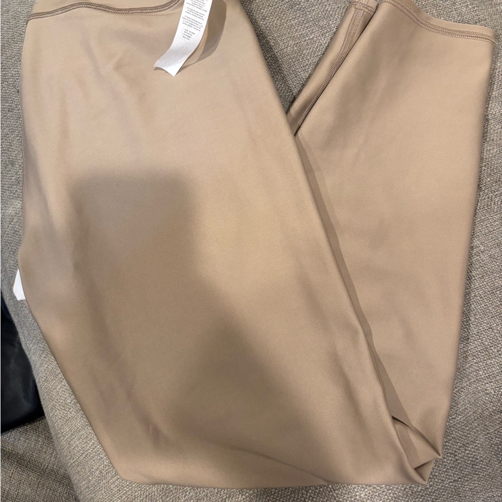 ALO Yoga Women's Tan Leggings